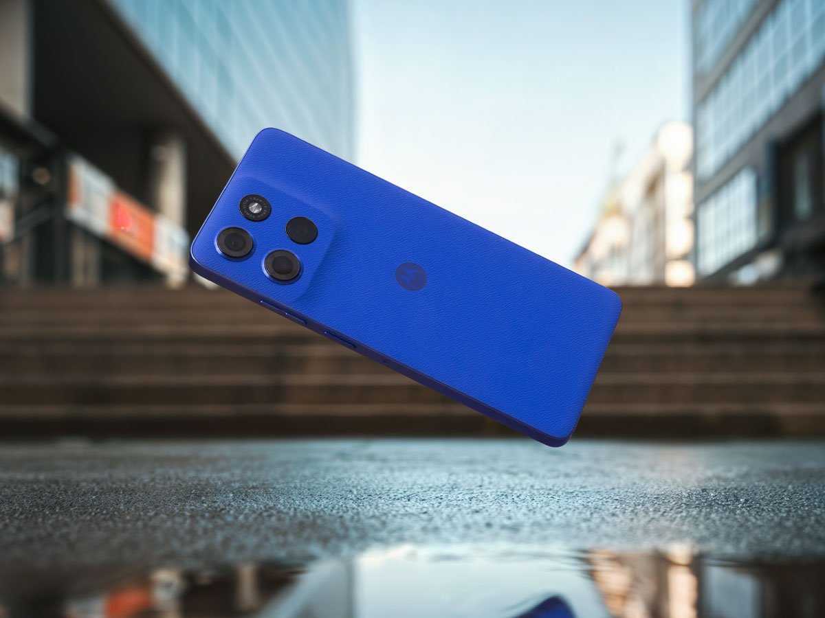 Motorola moto g56 5G podczas testów wytrzymałościowych