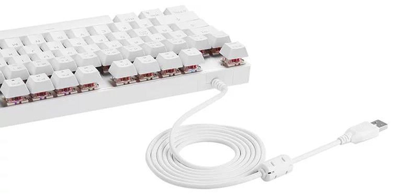 Motospeed K82 RGB widok z tyłu, kabel USB