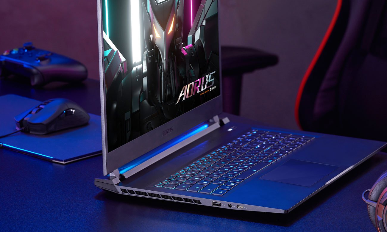 Gigabyte AORUS 17 BKF portovi