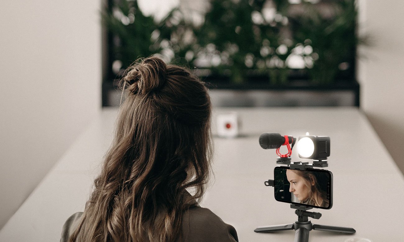 Moza Mirfak Smartphone Vlogging Kit - Oświetlenie