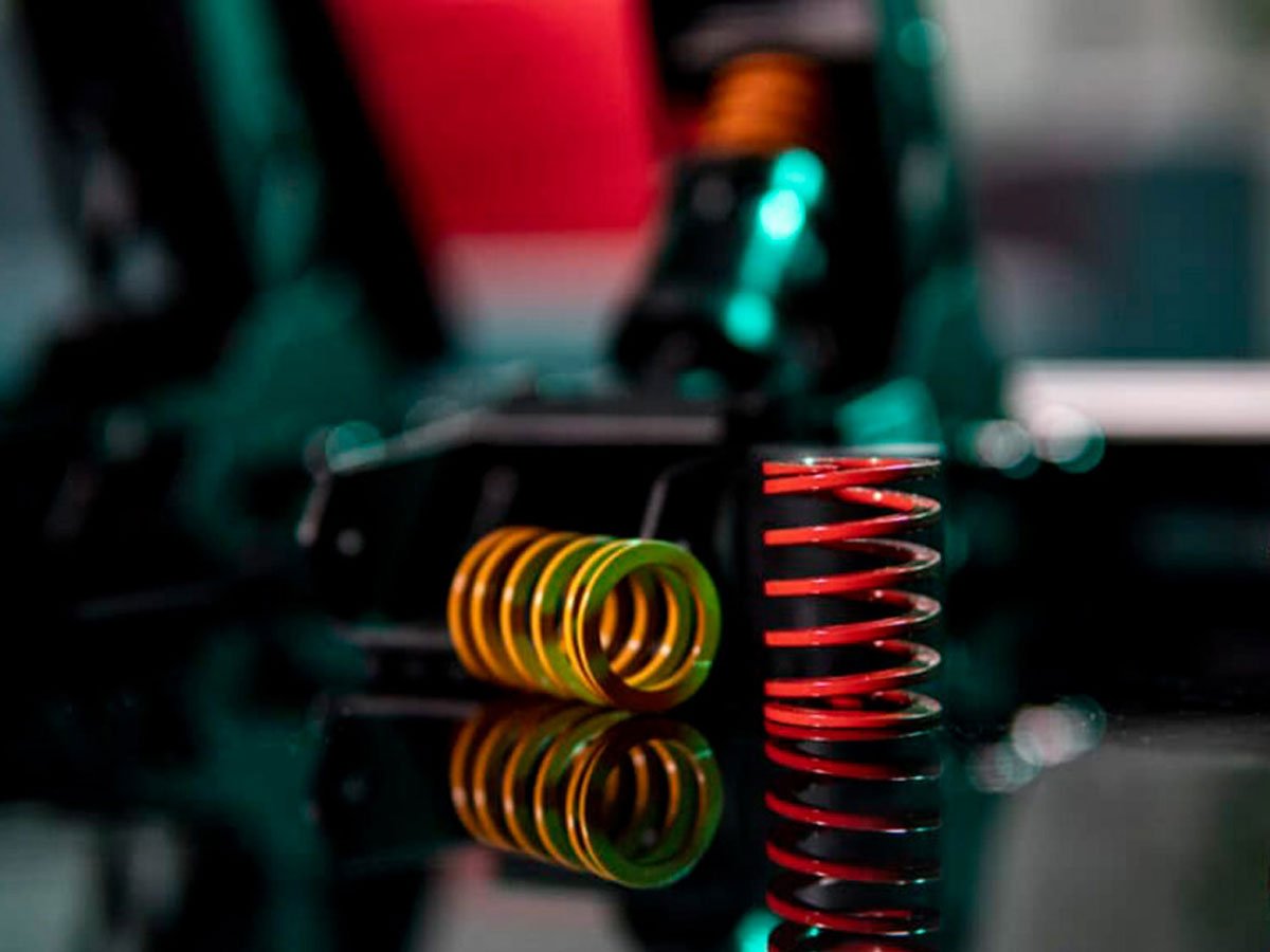 Pedał sprzęgła Moza Racing SR-P RS111 - Grafika lifestyle