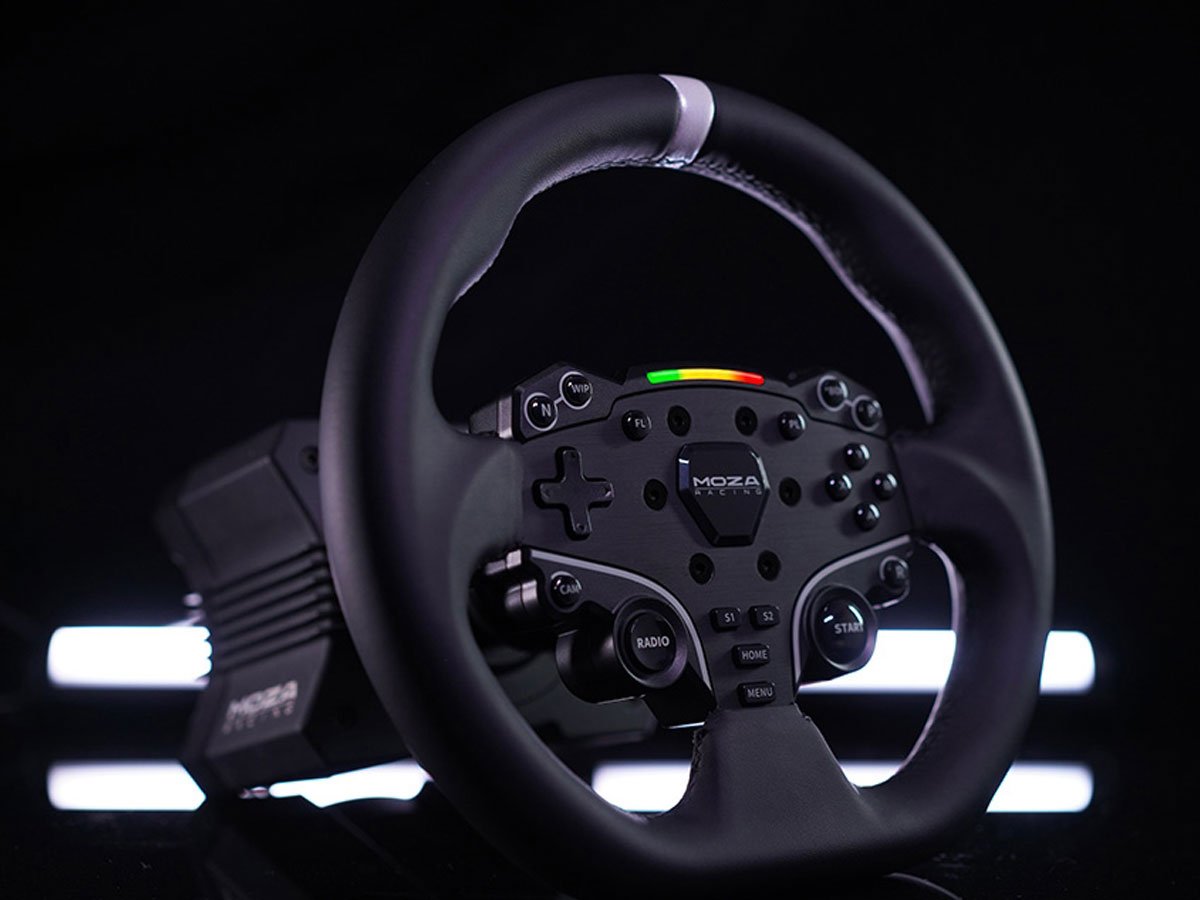 Zestaw gamingowy Moza Racing R5 RS20 (R5 / E5 / SRP-Lite / zaciski R5) - Grafika lifestyle