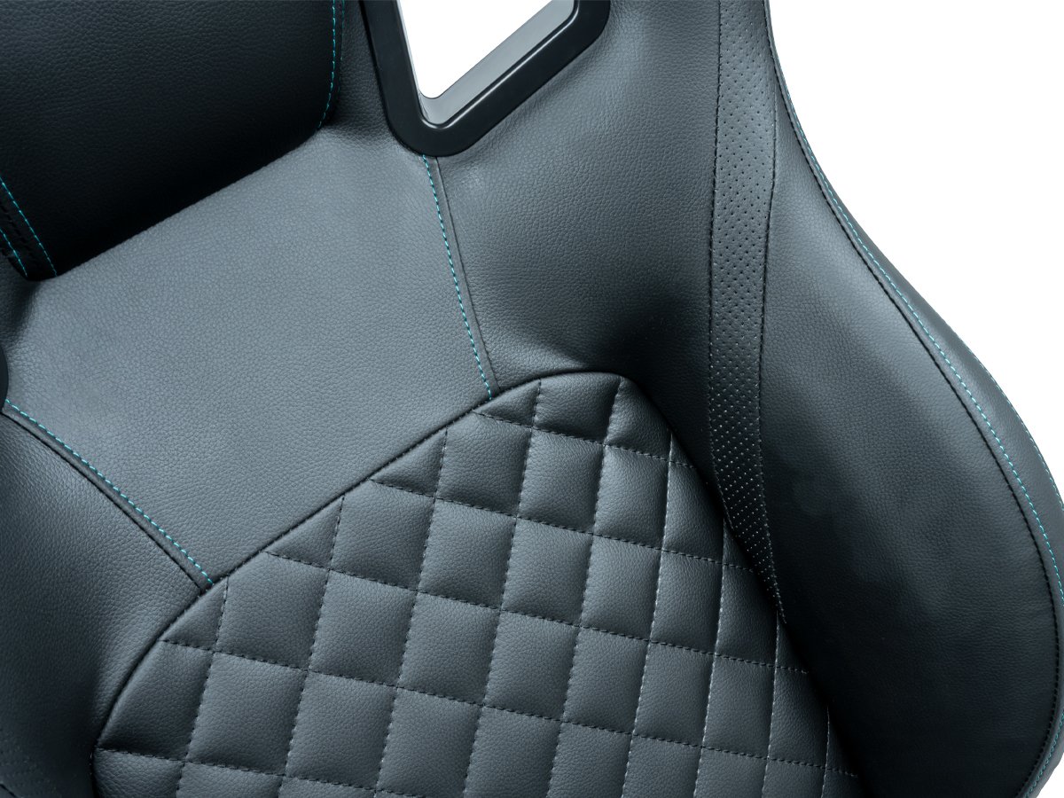 Nacon Racing Seat RM2 Cobra - Wysoka jakość wykonania