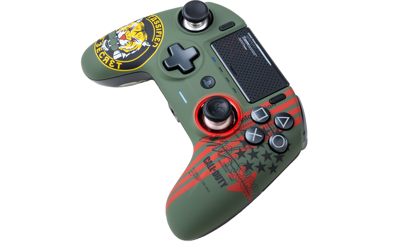 Kontroler Nacon PS4 Revolution Unlimited Pro Call of Duty: Cold War - Widok z przodu pod kątem