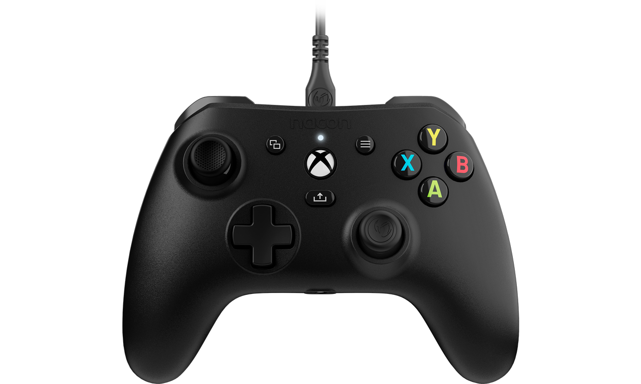 Kontroler Nacon EVOL-X do Xbox / PC Czarny - Widok od przodu