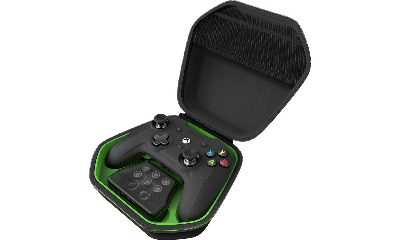 Kontroler przewodowy Nacon XS Pad REVOLUTION X - Zawartość zestawu