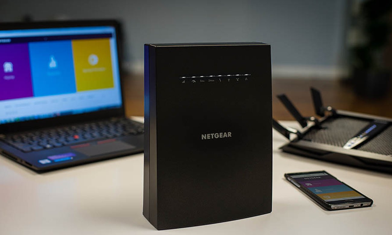 Netgear EX8000-100EUS Tri-Band AC