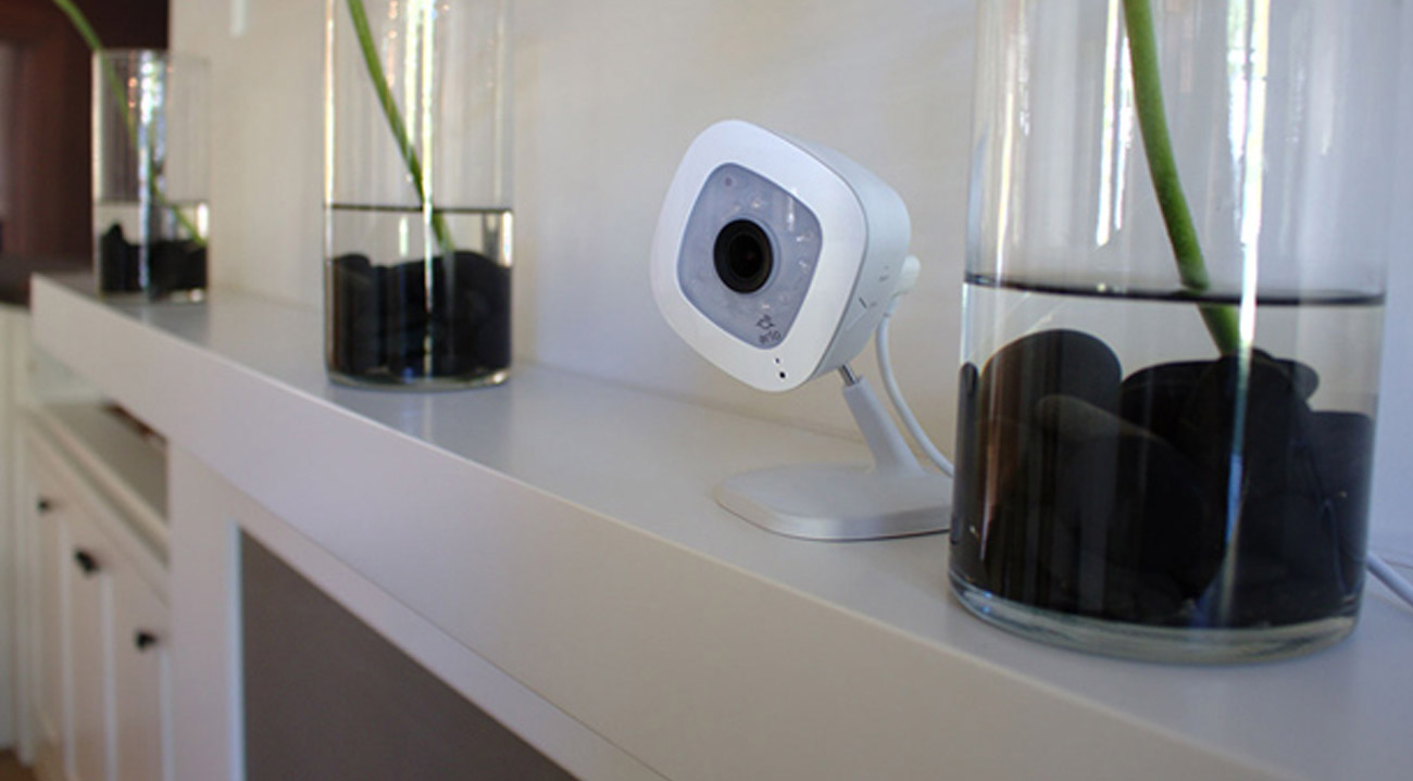 Kamera IP NETGEAR Arlo Q VMC3040-100PES bezpieczenstwo