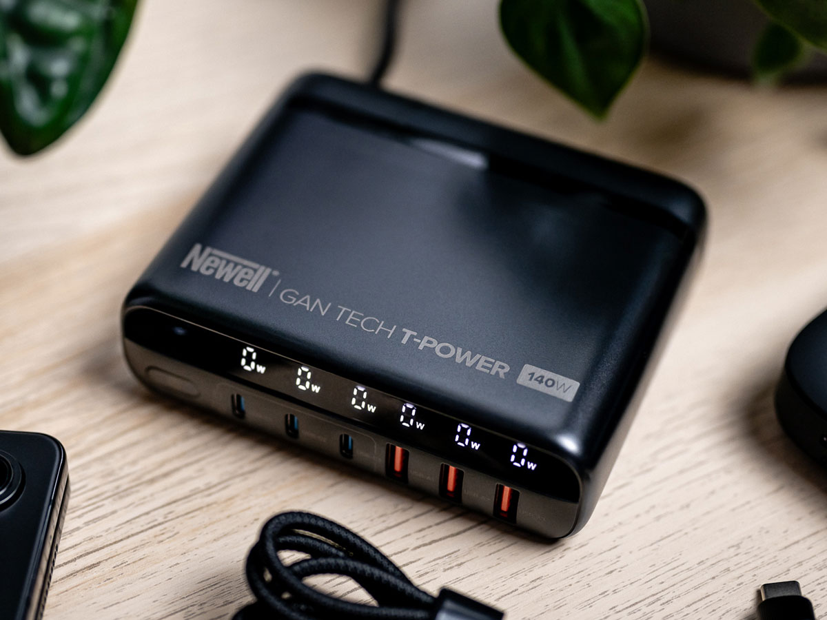 Newell Ładowarka sieciowa z zestawem adapterów GaN Tech T-power 140