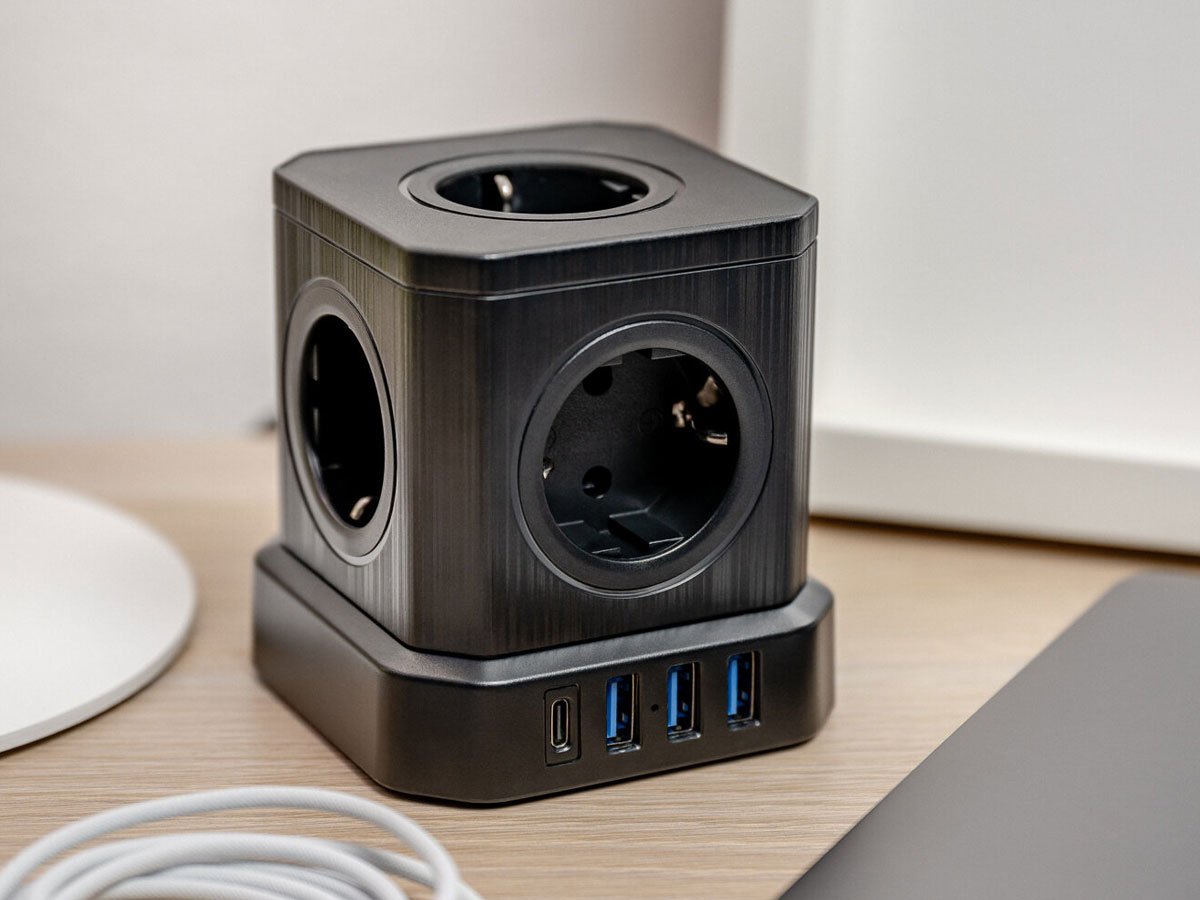 Kostka zasilająca Newell GaN Power Cube 9w1 - czarna