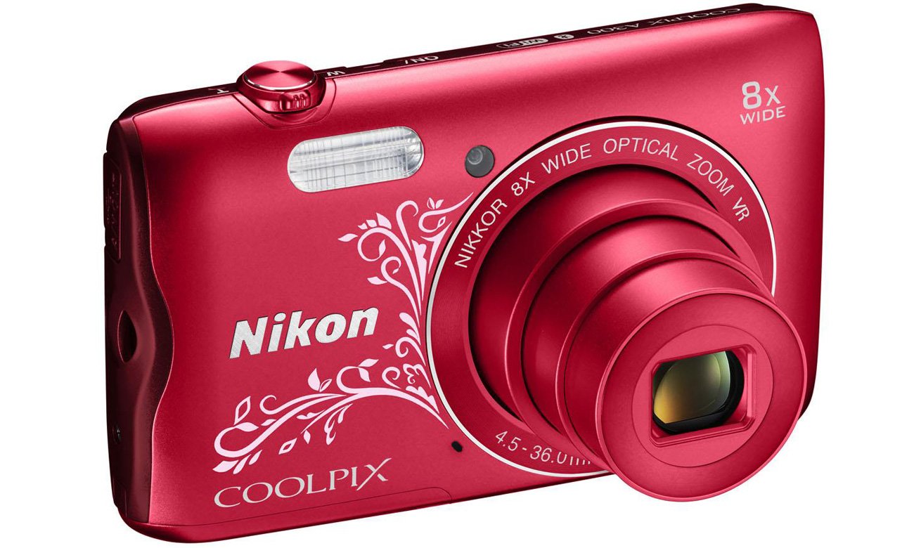 Aparat kompaktowy Nikon Coolpix A300 pod kątem