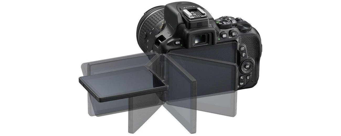 Lustrzanka Nikon D5600 + AF-P 18-55 VR ruchomy ekran