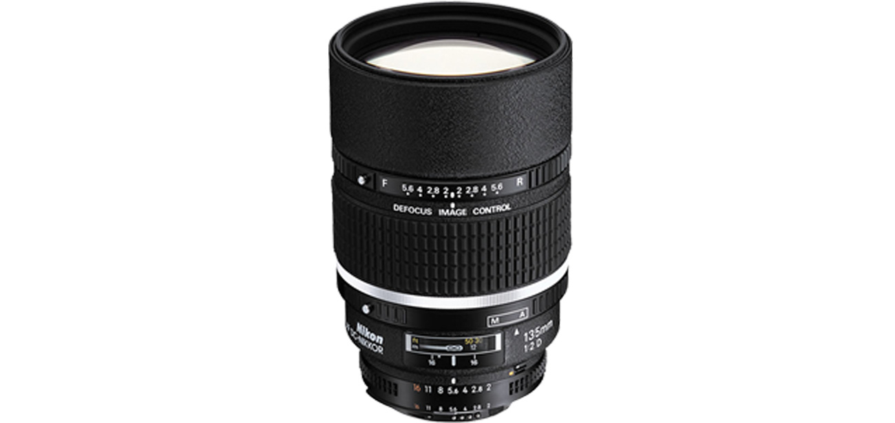 Nikon Nikkor AF DC 135mm f/2D