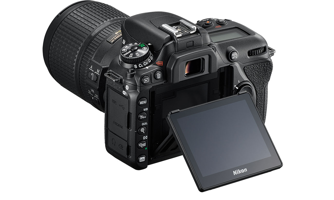 Nikon D7500 AF S DX 18 105 Ruchomy Wyświetlacz