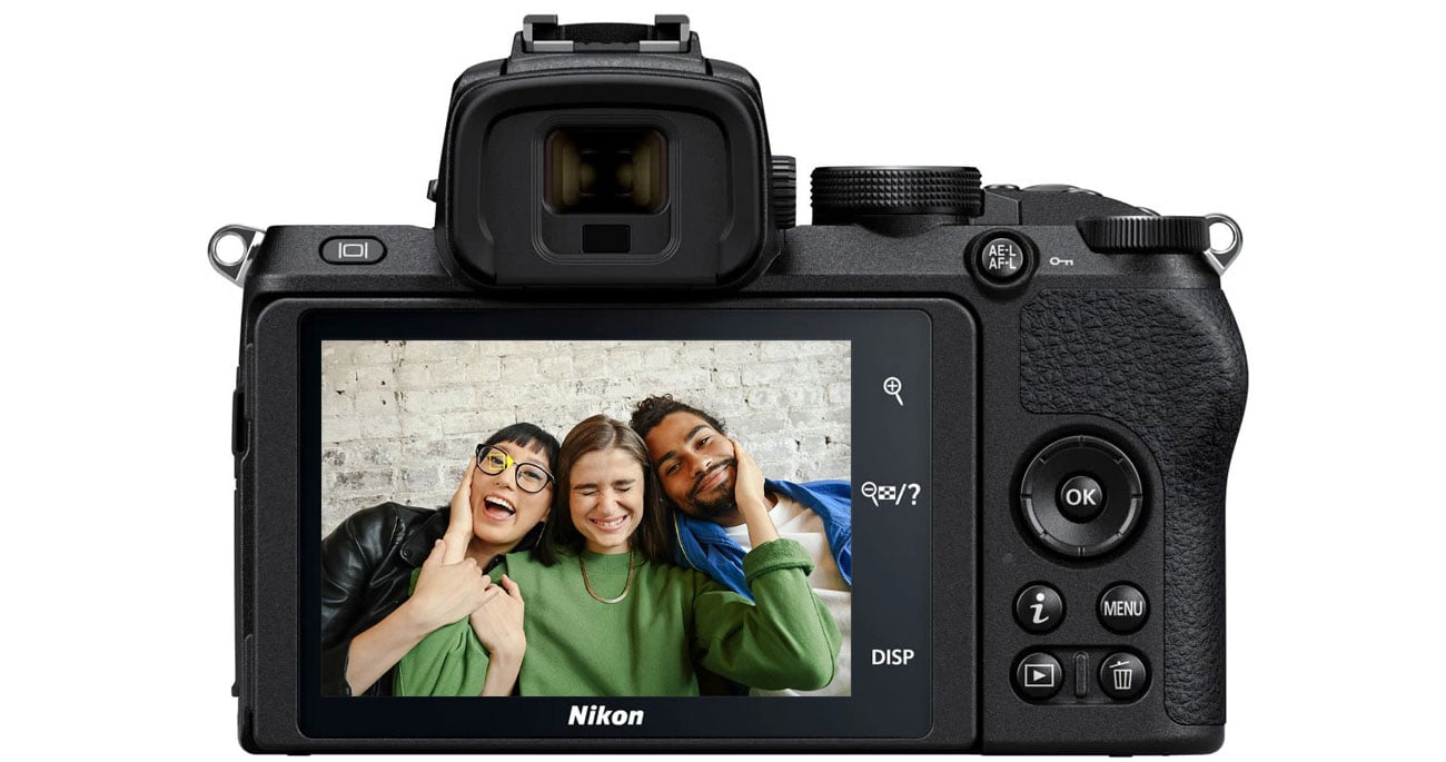 Aparat bezlusterkowy Nikon Z 50 Vlogger Kit