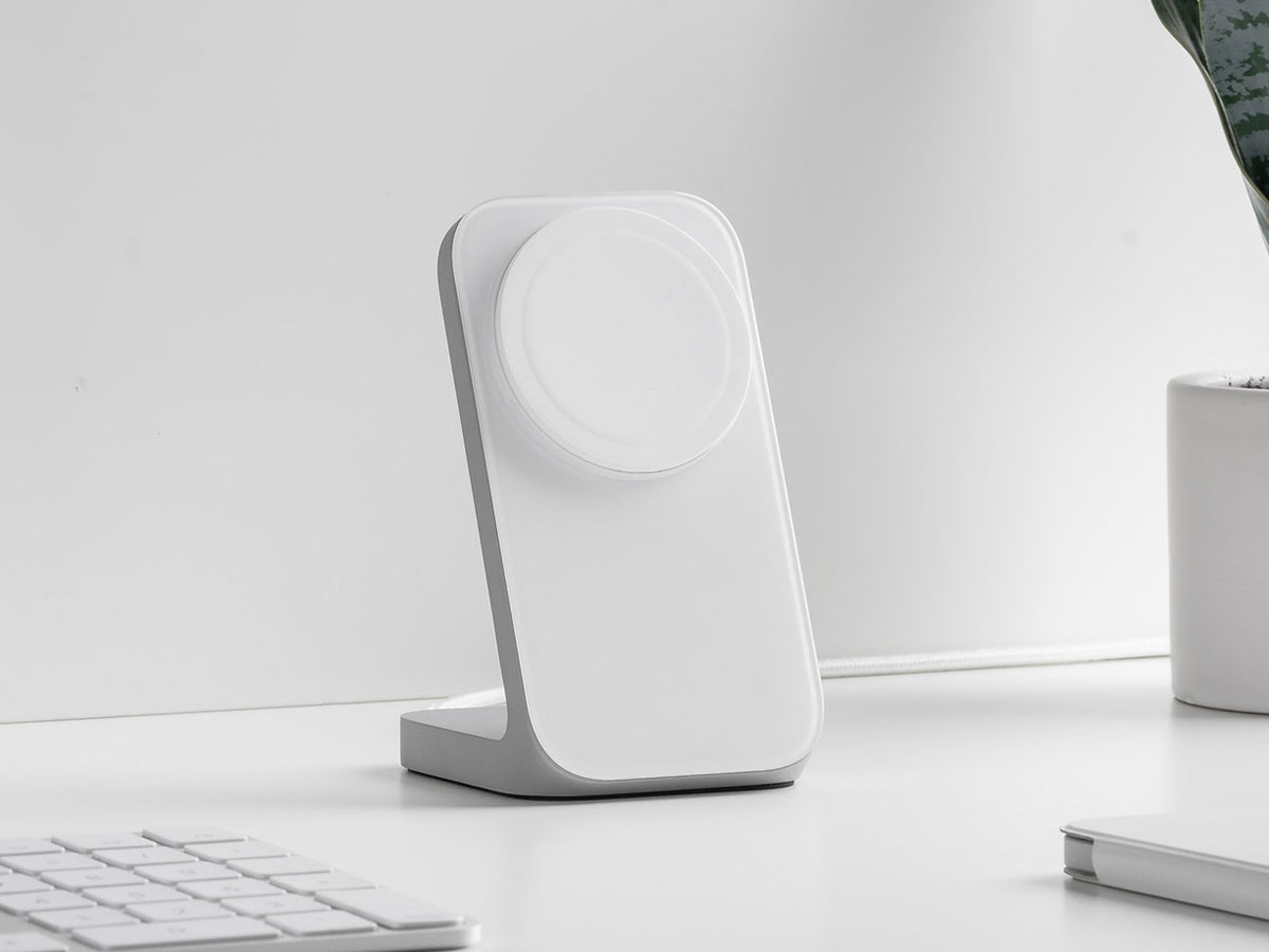 Ładowarka Nomad Stand One Magsafe Charger (2nd Gen) silver