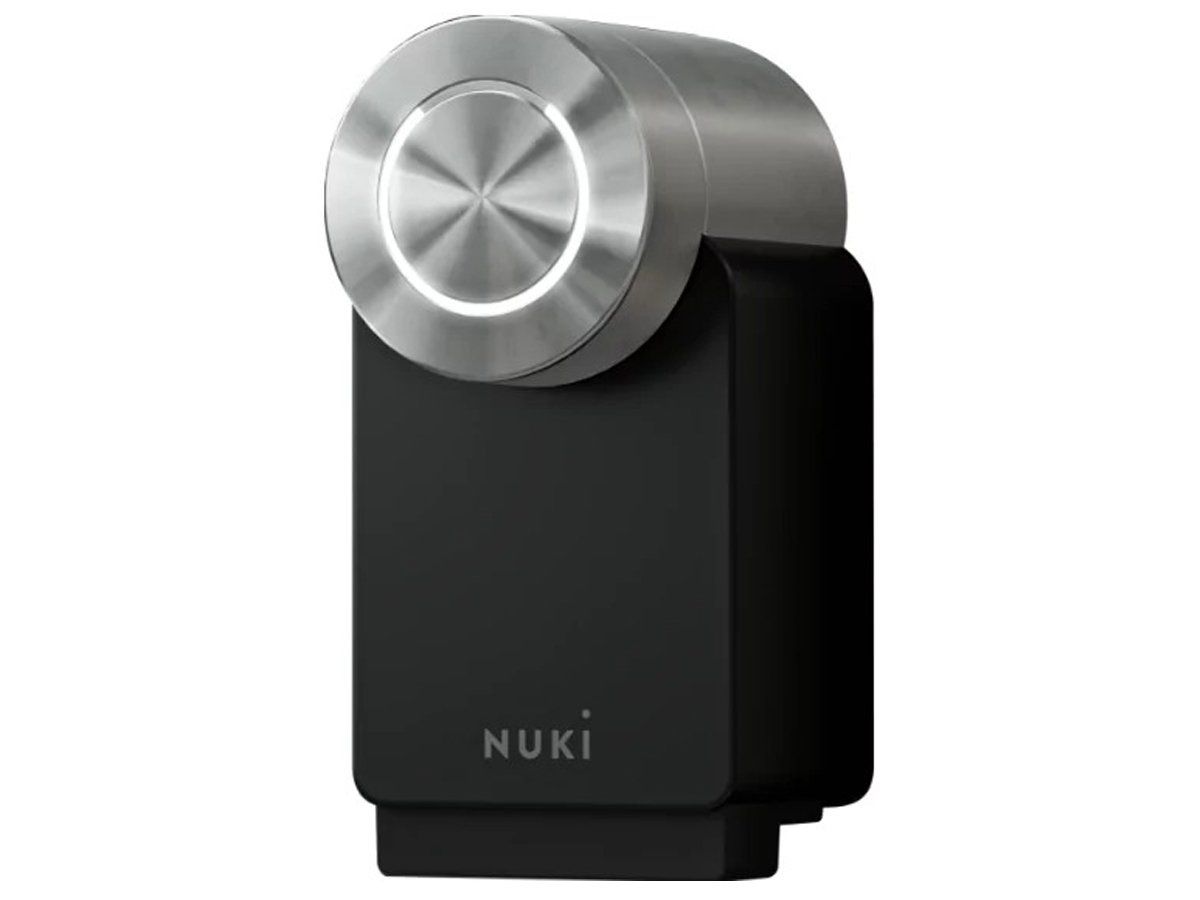 Inteligentny zamek do drzwi Nuki Smart Lock 4G Black - Widok od przodu pod kątem