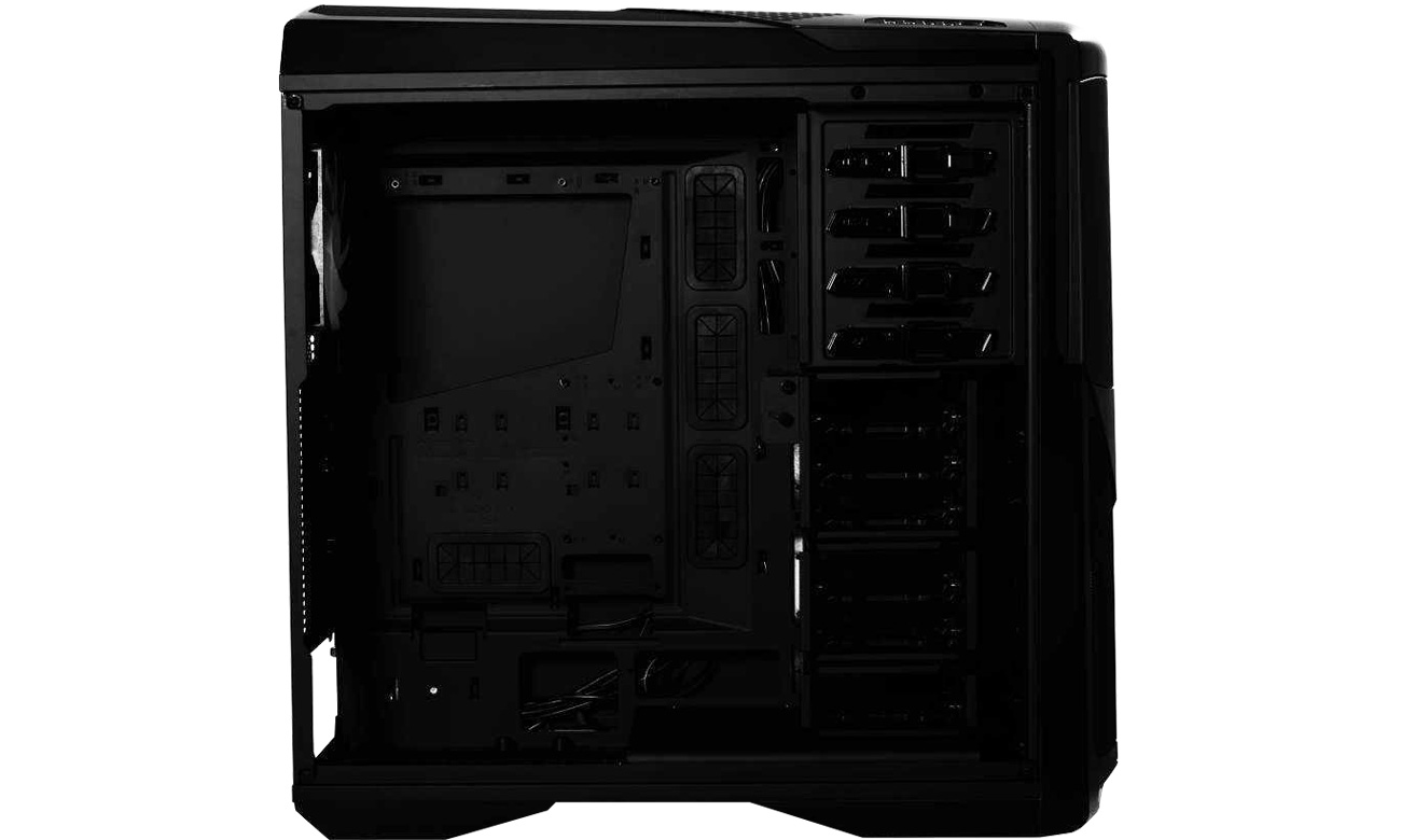 NZXT Phantom 630 Wnętrze