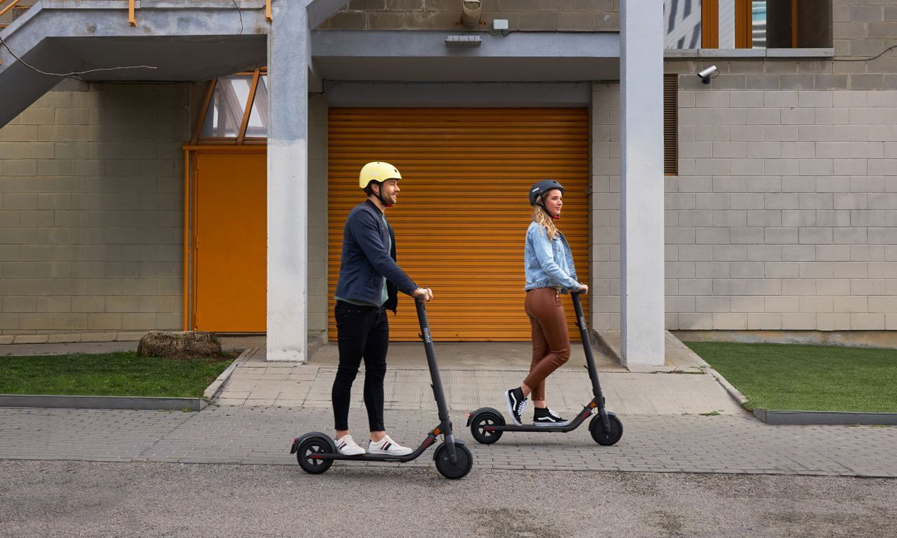 Kask dla dorosłych Ninebot by Segway - Grafika lifestyle