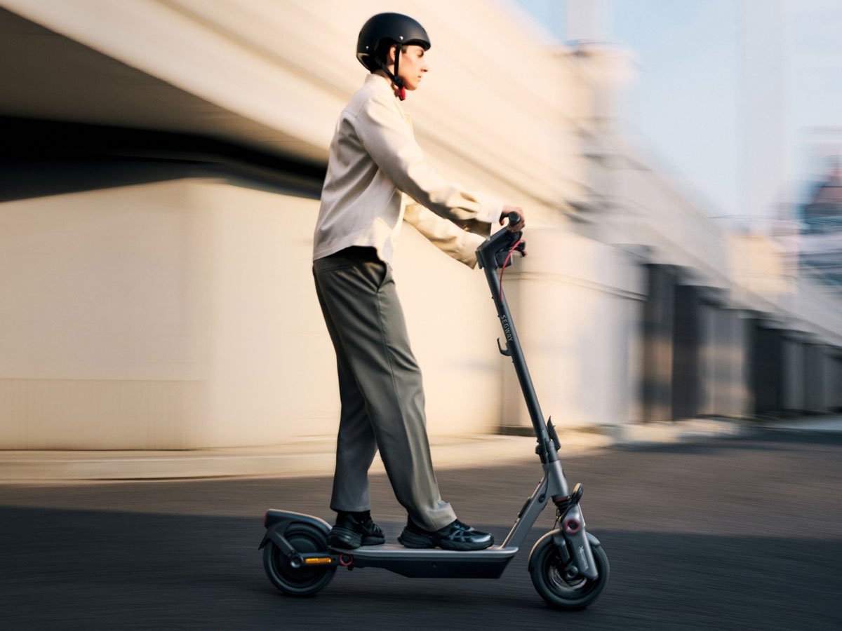 Hulajnoga elektryczna Segway-Ninebot F3 D - Grafika lifestyle