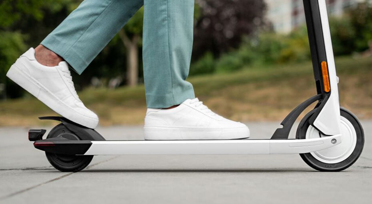 Hulajnoga elektryczna Ninebot by Segway KickScooter Air T15E - Wielofunkcyjny błotnik tylny