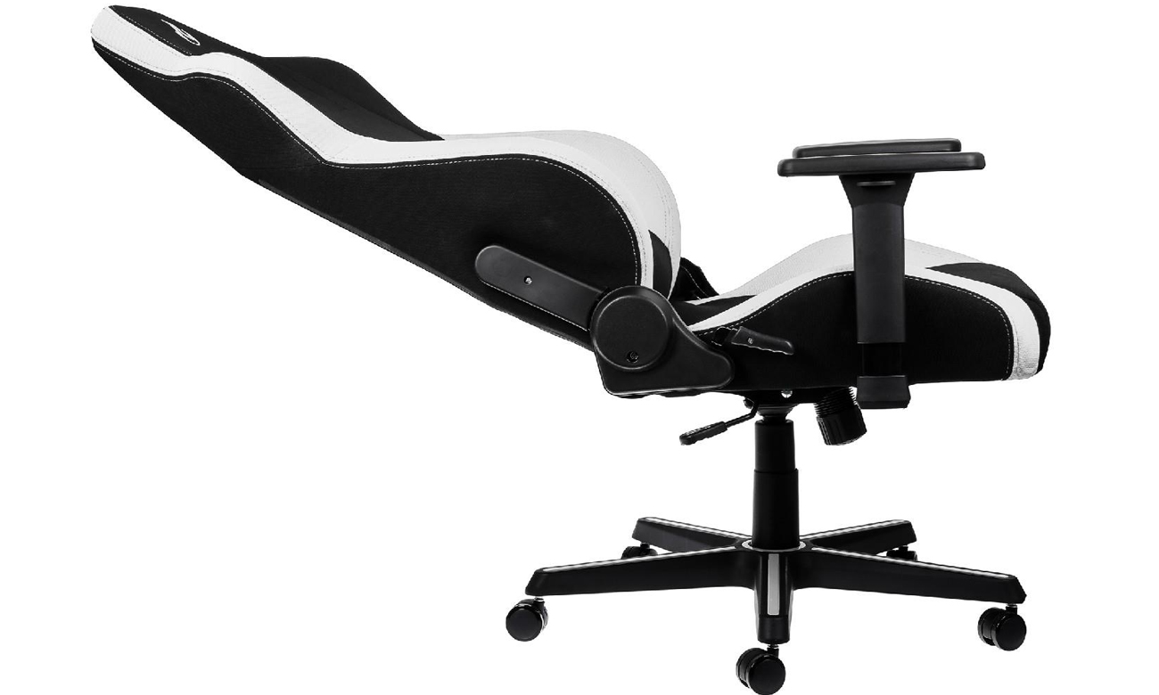 Nitro Concepts S300 bok