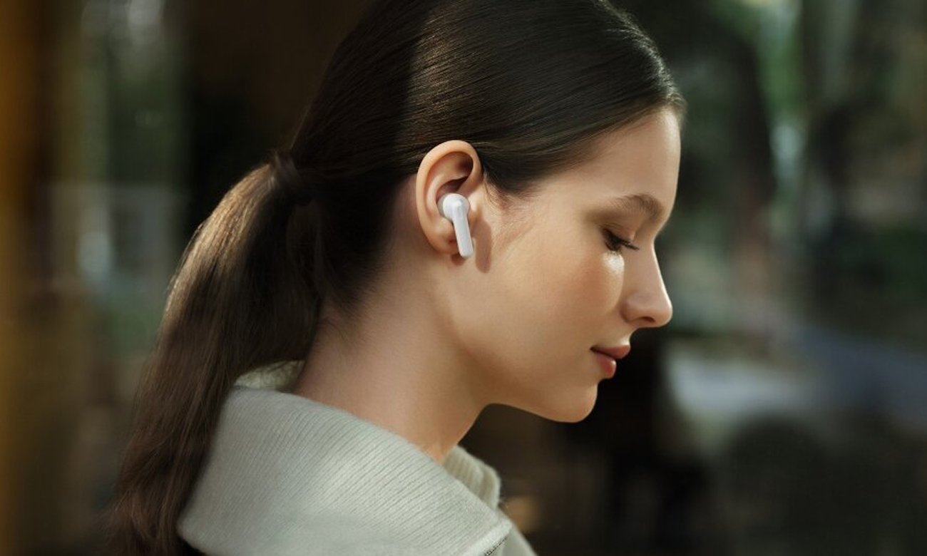 Słuchawki bezprzewodowe OPPO Enco Air3 Pro - Grafika lifestyle
