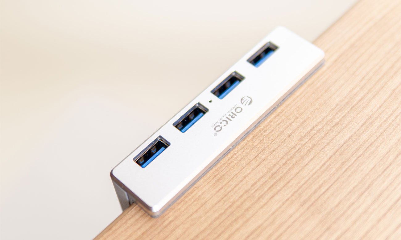 Hub USB Orico MH4PU-P-SV-BP na blacie
