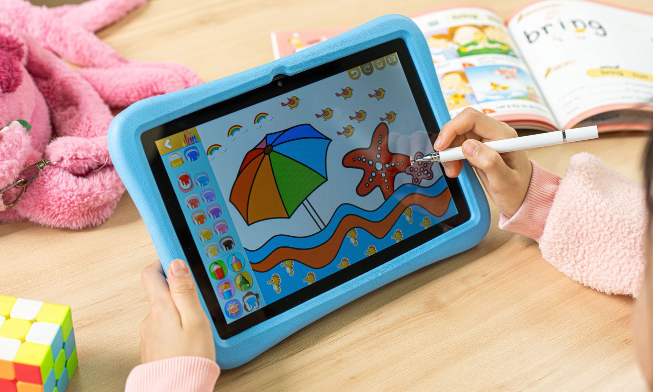 OUKITEL OT6 Kids tablet i rysik