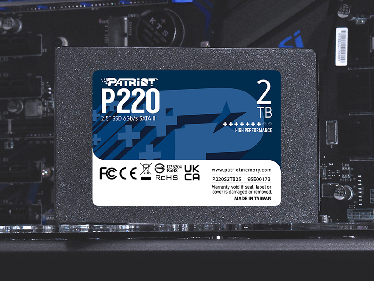 Dysk SSD 2.5'' SATA III Patriot P220 2 TB - Grafika z tłem
