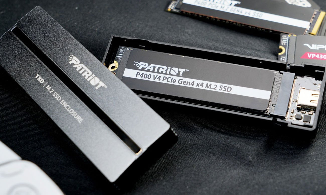 Dysk SSD M.2 Patriot P400 V4 PCIe Gen4 NVMe - Grafika lifestyle