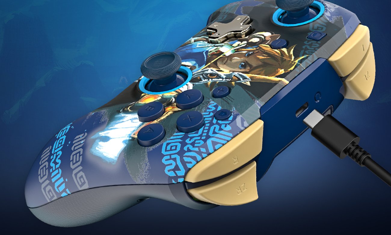Kontroler bezprzewodowy PDP Rematch Link Hero Glow in the Dark - Widok od góry pod kątem