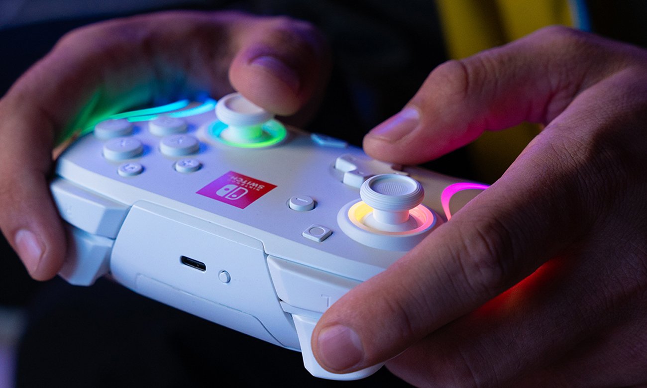 Kontroler bezprzewodowy PDP Afterglow Wave do Nintendo Switch Biały - Grafika lifestyle
