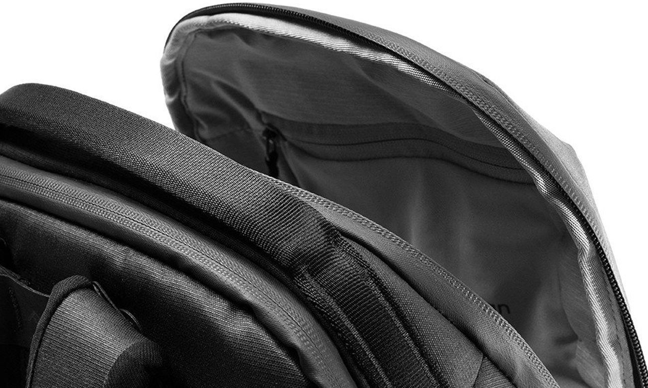 Plecak Peak Design Everyday Backpack 20L Zip v2 Czarny - Pojemne wnętrze