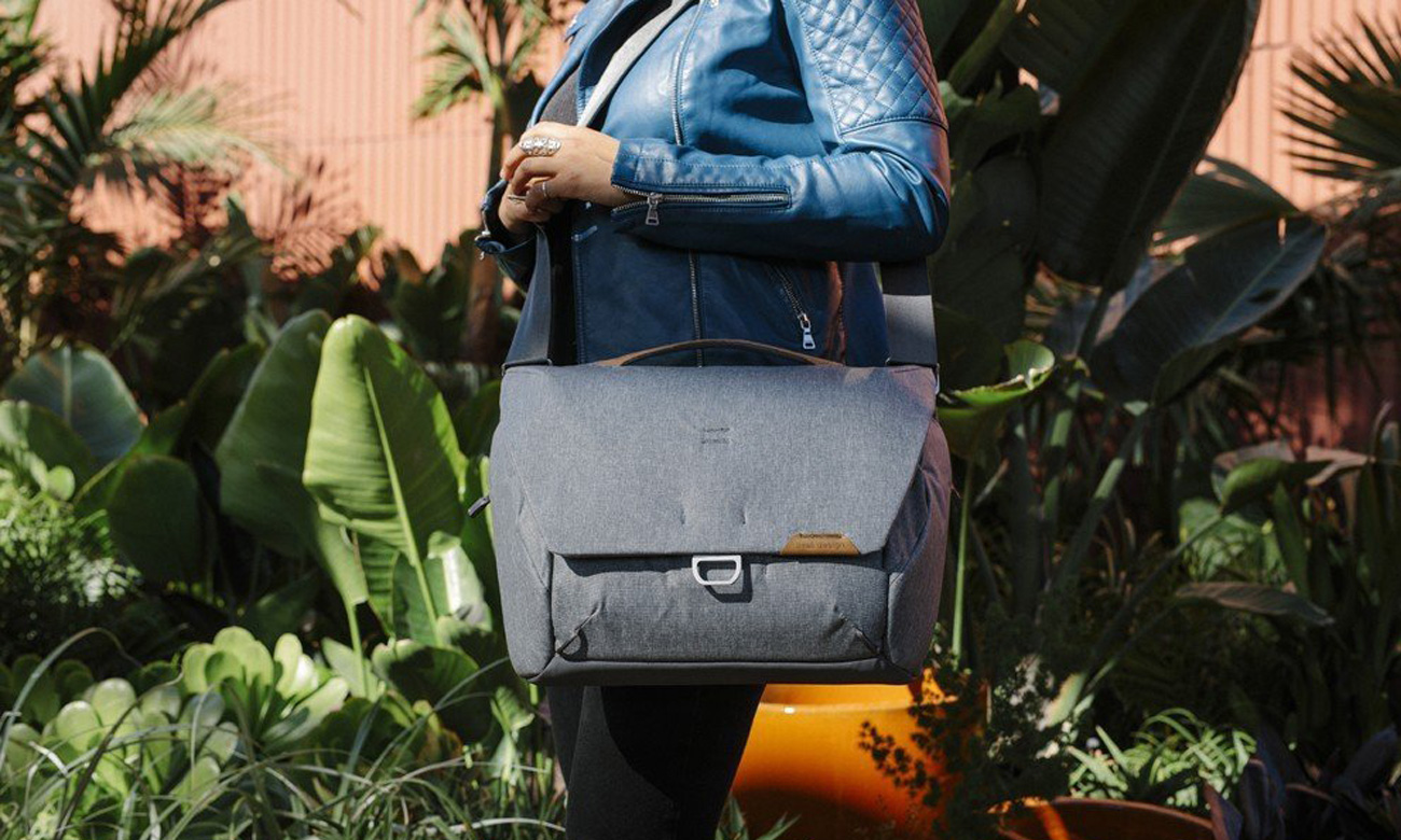 Torba Peak Design Everyday Messenger 13L v2 Popielata - Wytrzymałość i wygoda użytkowania