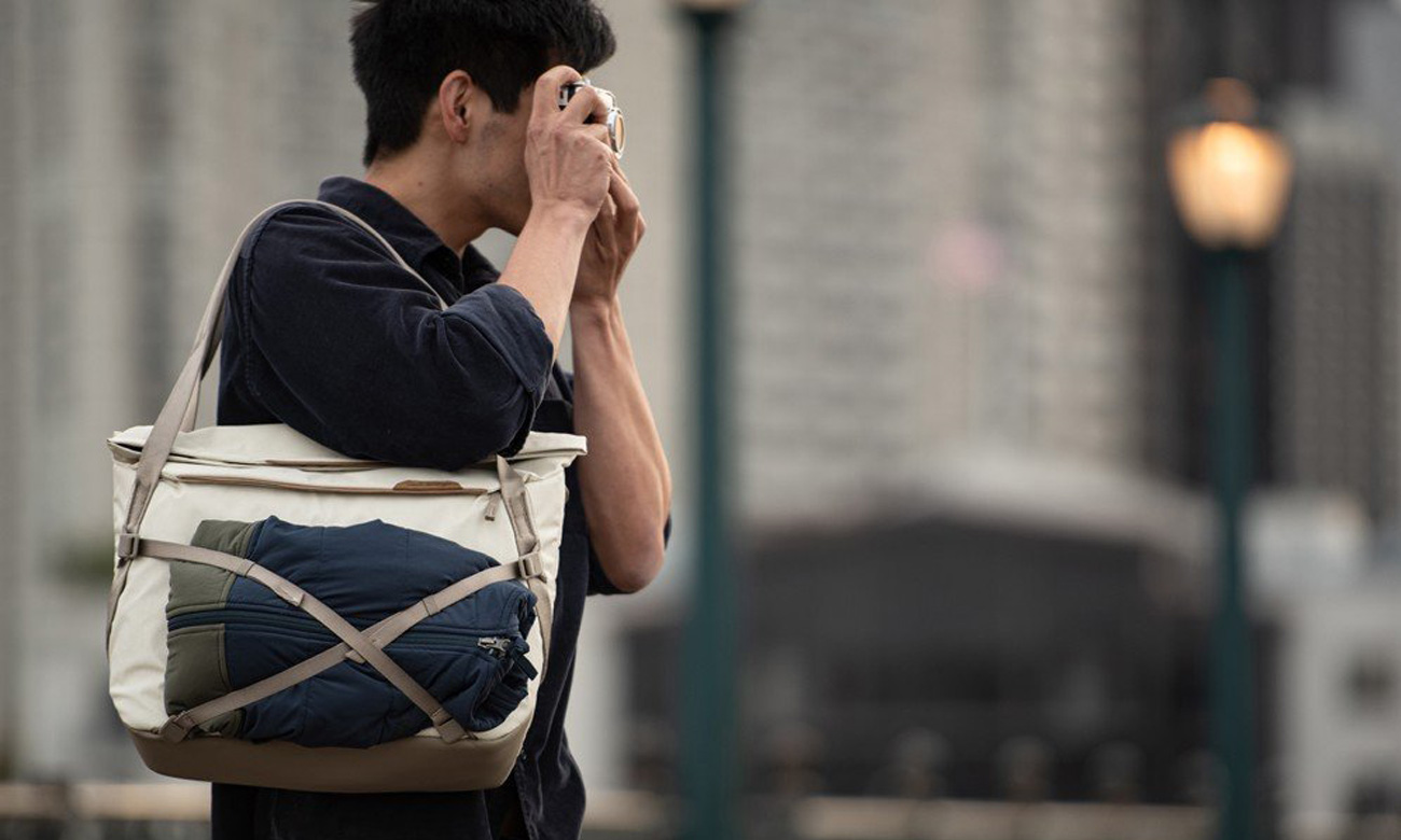 Torba Peak Design Everyday Tote 15L v2 Kość słoniowa - Przestronne wnętrze