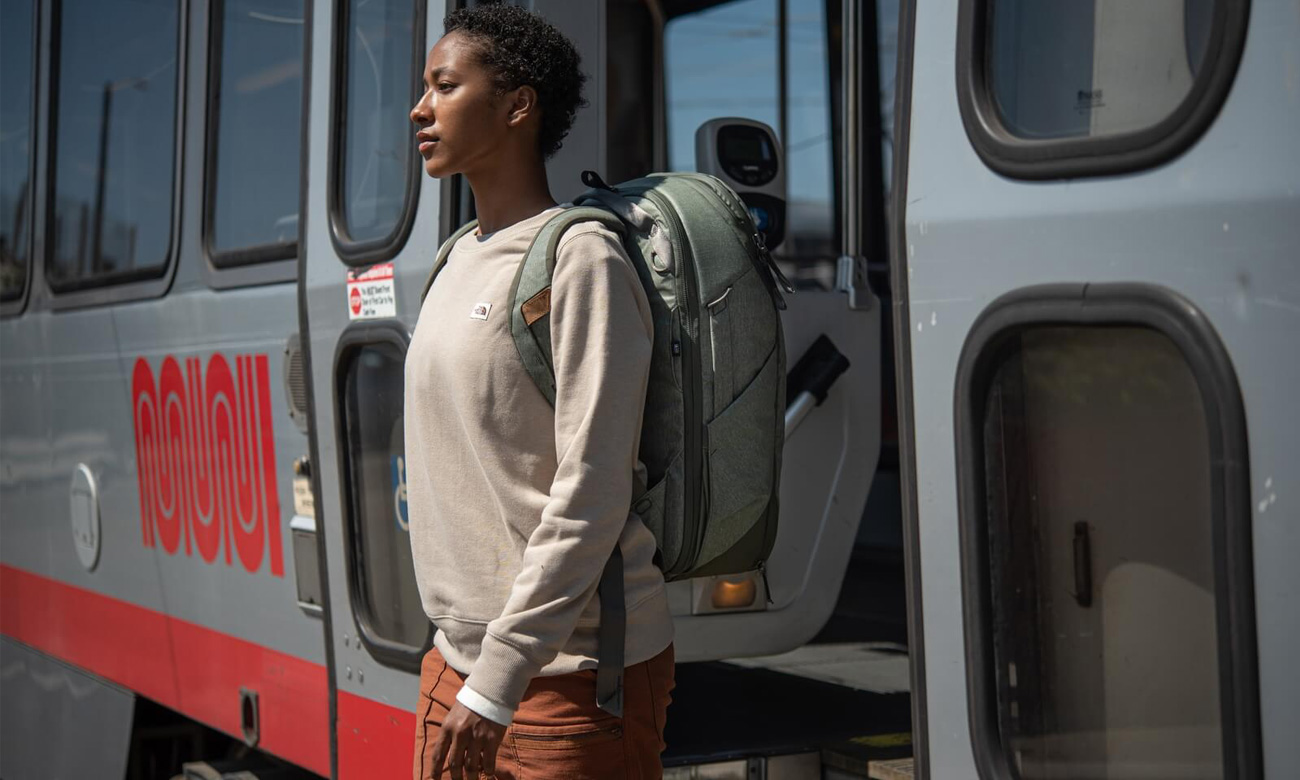 Plecak Peak Design Travel Line Backpack 30L Szarozielony - Wygodny i trwały