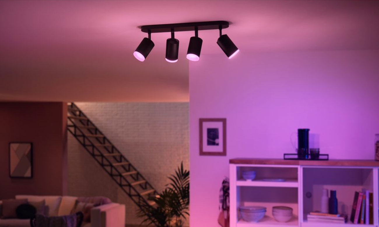 Szeroka paleta odcieni białego i kolorowego światła