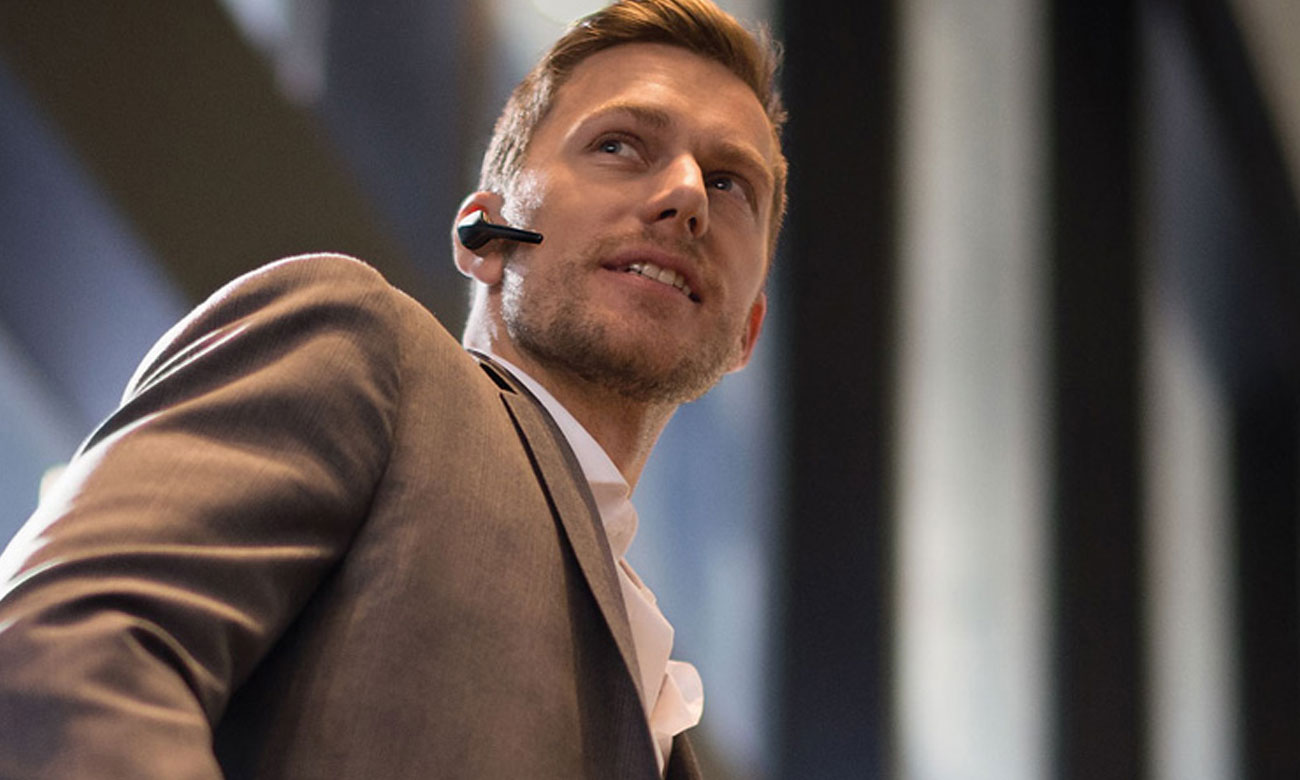 Plantronics Voyager Edge czarny powiadomienia polecenia głosowe