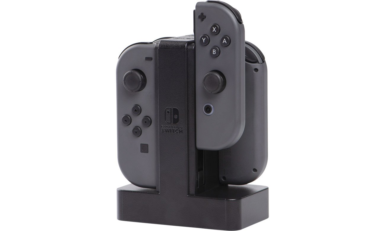 Stacja ładująca PowerA do kontrolerów Joy-Con w użyciu