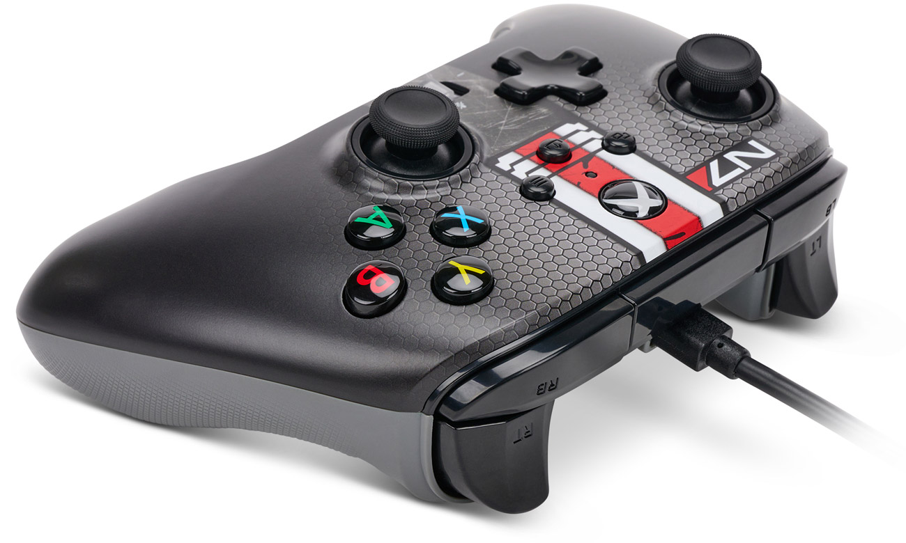 Pad przewodowy PowerA Enhanced Mass Effect N7 do Xbox Series X|S - Widok od góry pod kątem