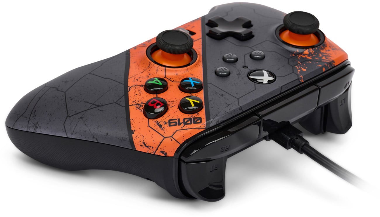 Pad przewodowy PowerA Enhanced Galactic Mission do Xbox Series X|S - Widok od góry pod kątem