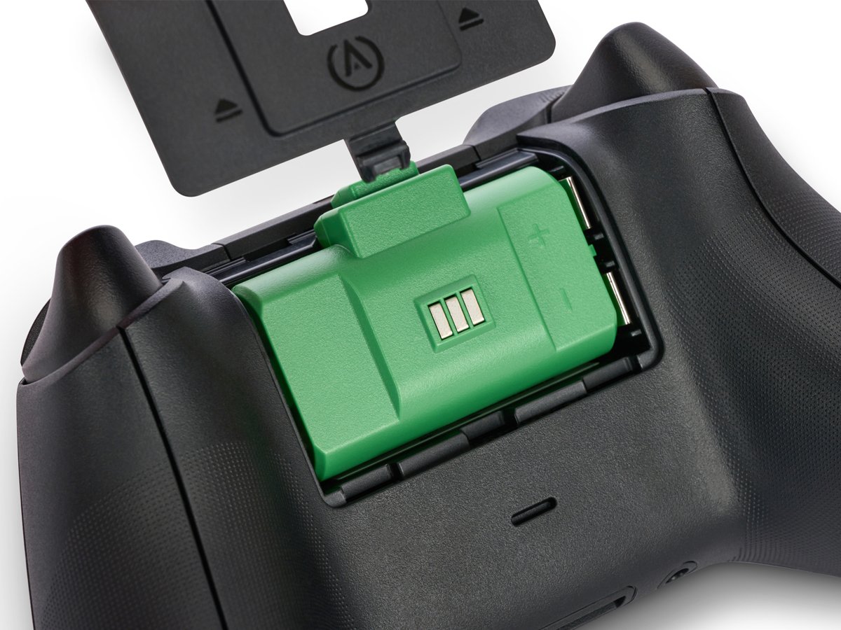 Dwa akumulatory PowerA Play and Charge Kit do Xbox USB-C - Dwa sposoby ładowania