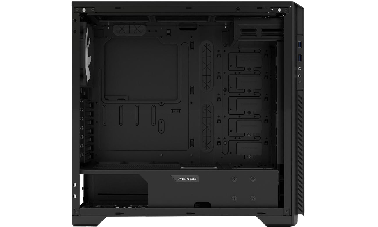 Phanteks Enthoo Pro wnętrze