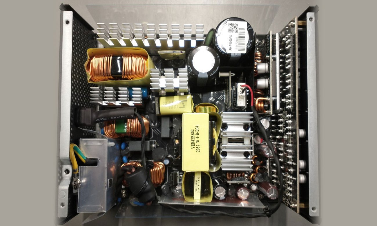 Phanteks Revolt X 1000W - Podzespoły