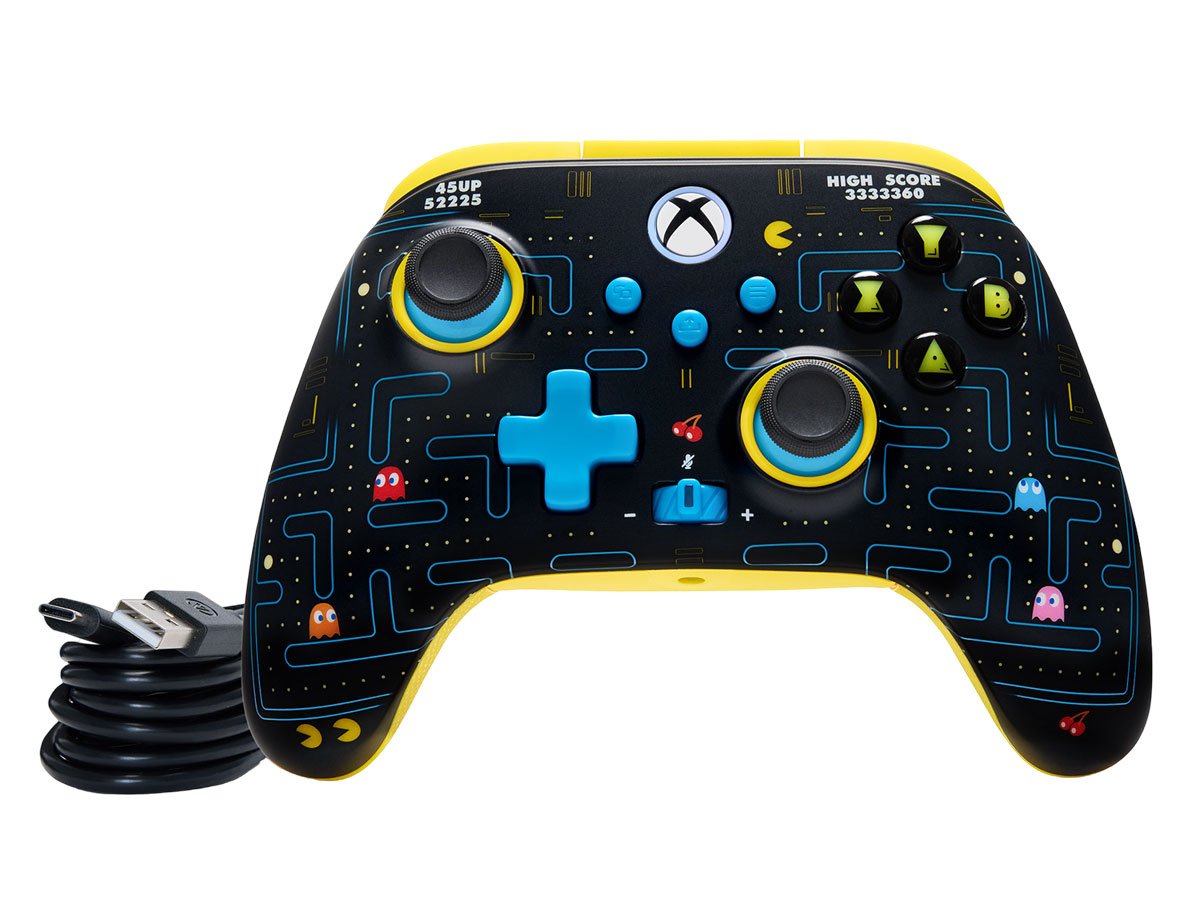 Kontroler bezprzewodowy PowerA Pac-Man Edition XS/PC - Widok od przodu wraz z kablem