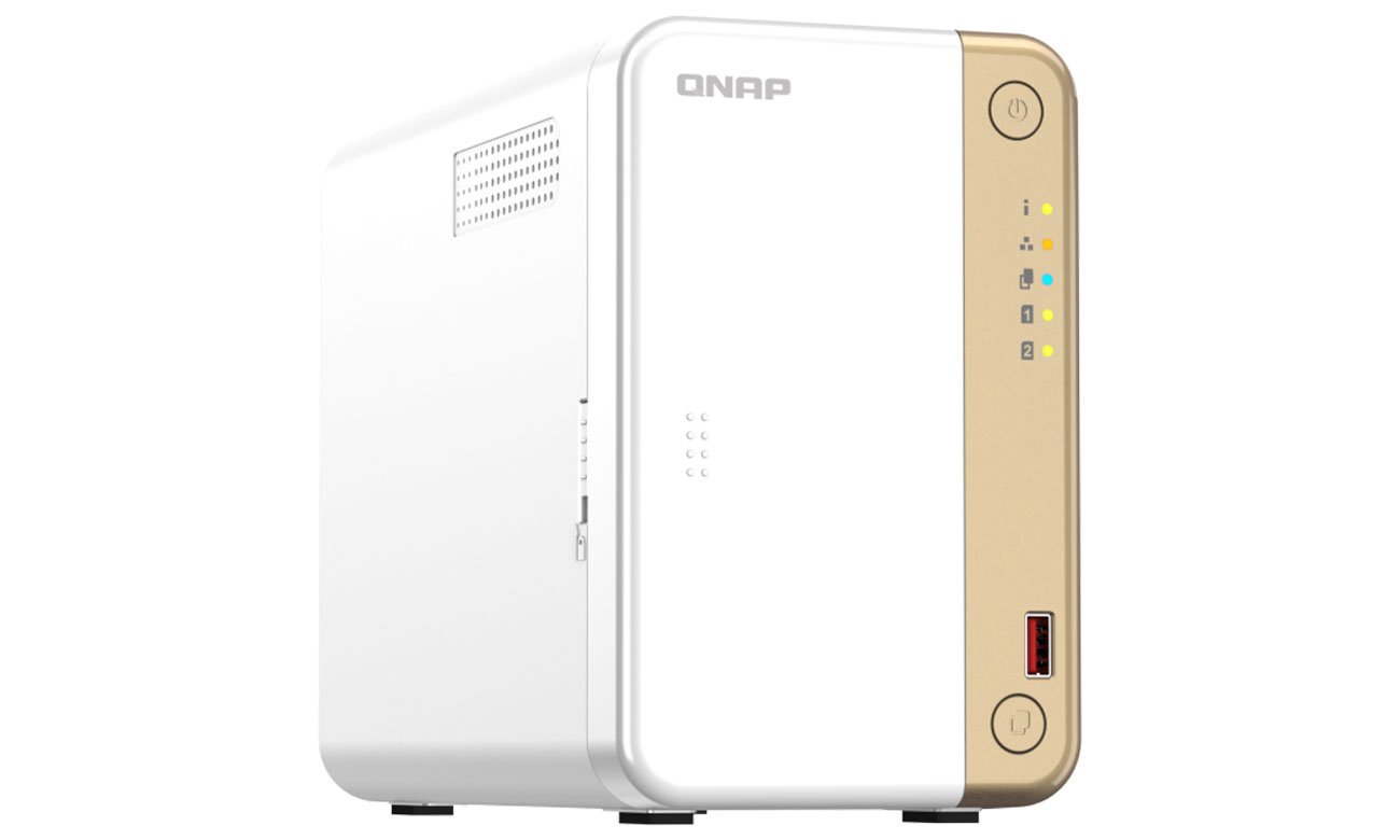 NAS QNAP TS-262-4G widok z przodu pod kątem
