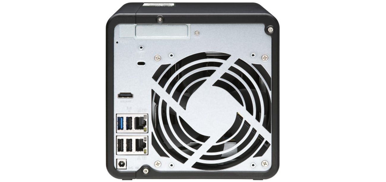 Serwer NAS QNAP TS-453D-4G)