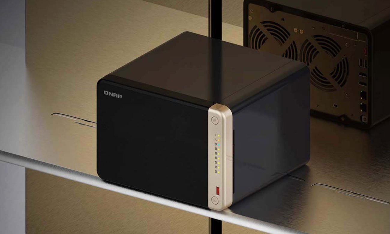 QNAP TS-664-8G