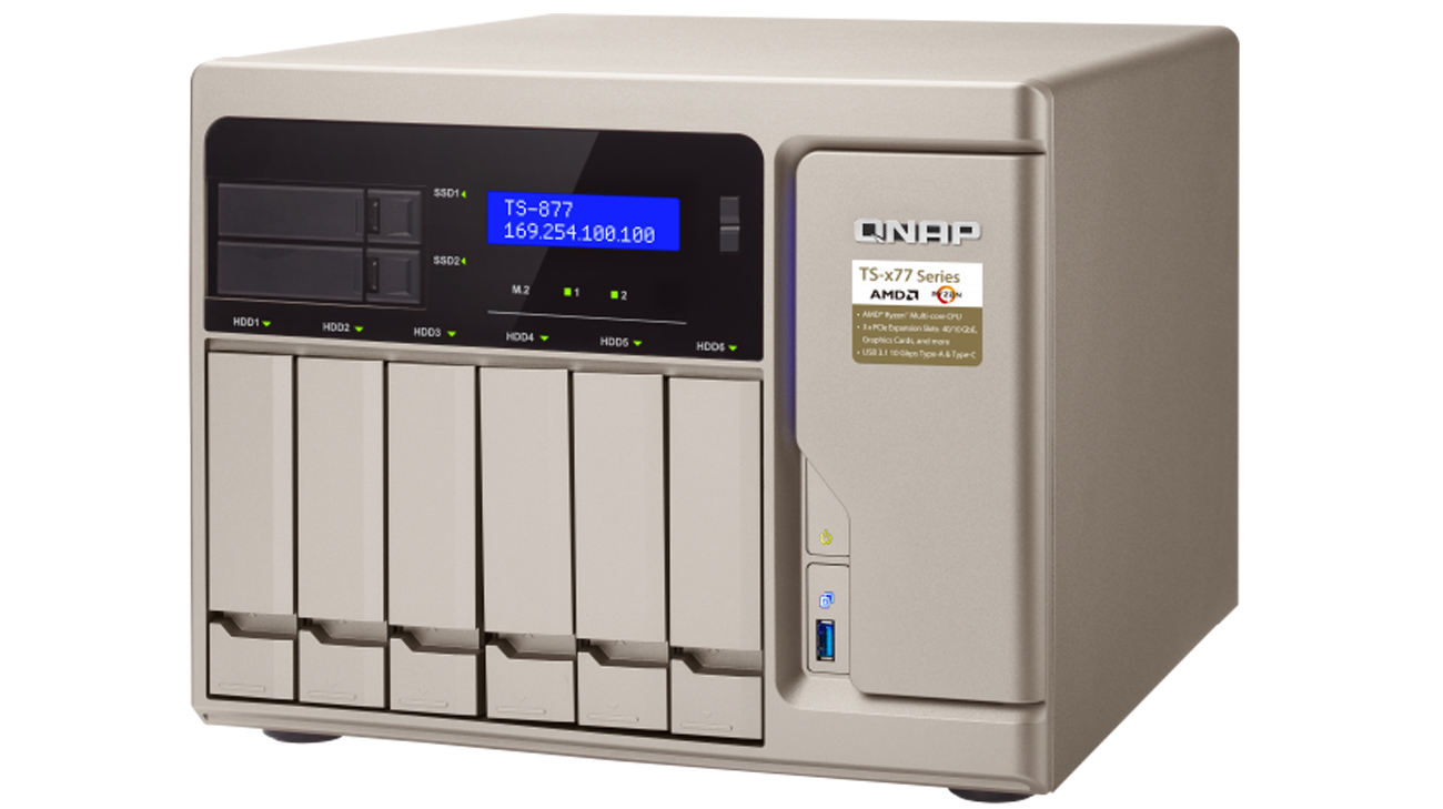 QNAP TS-877